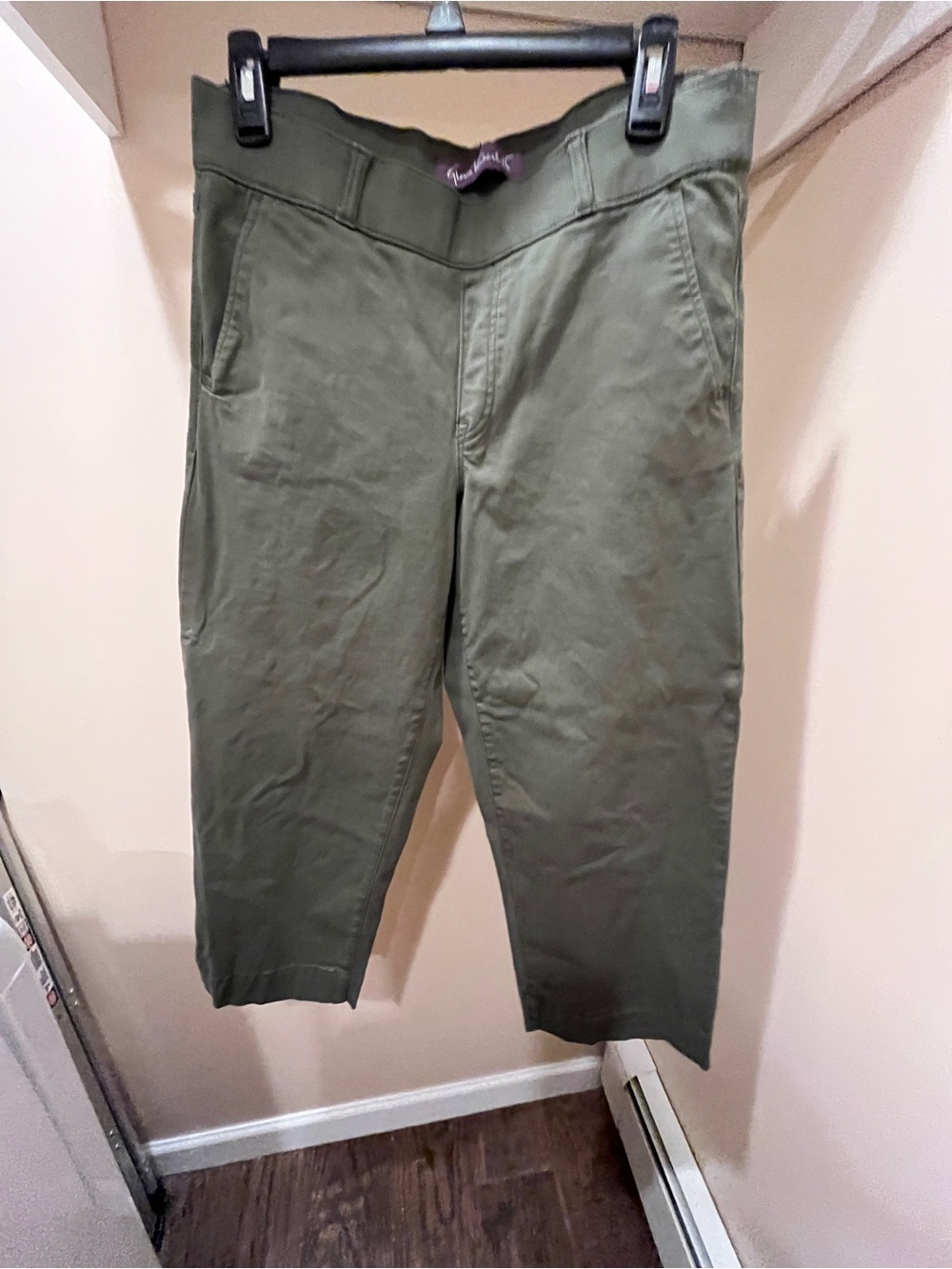 Gloria Vanderbilt Olive Green Straight-Leg Chinos